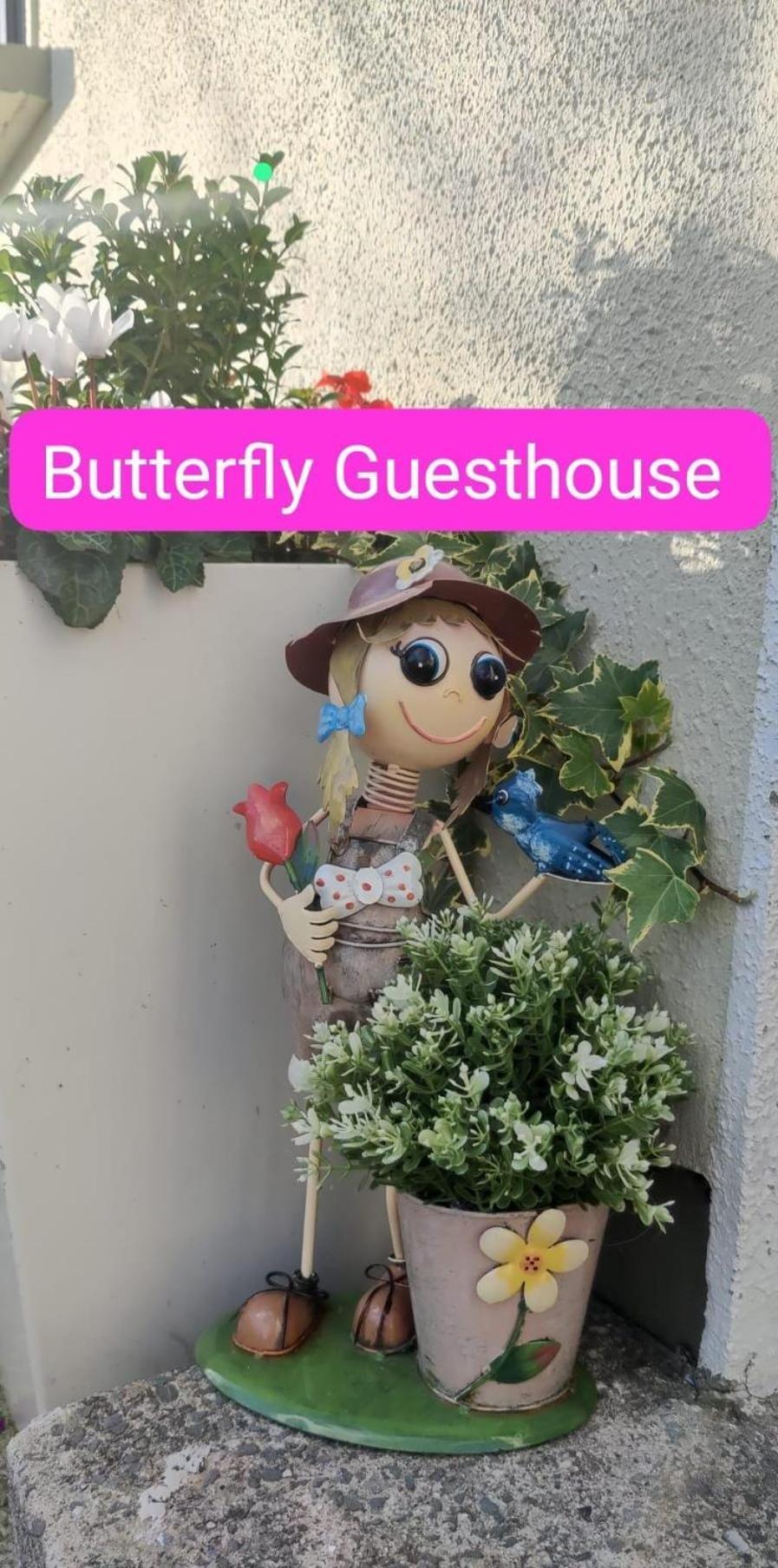 Butterfly Guesthouse - Entire Home Within 5Km Of Galway City Extérieur photo